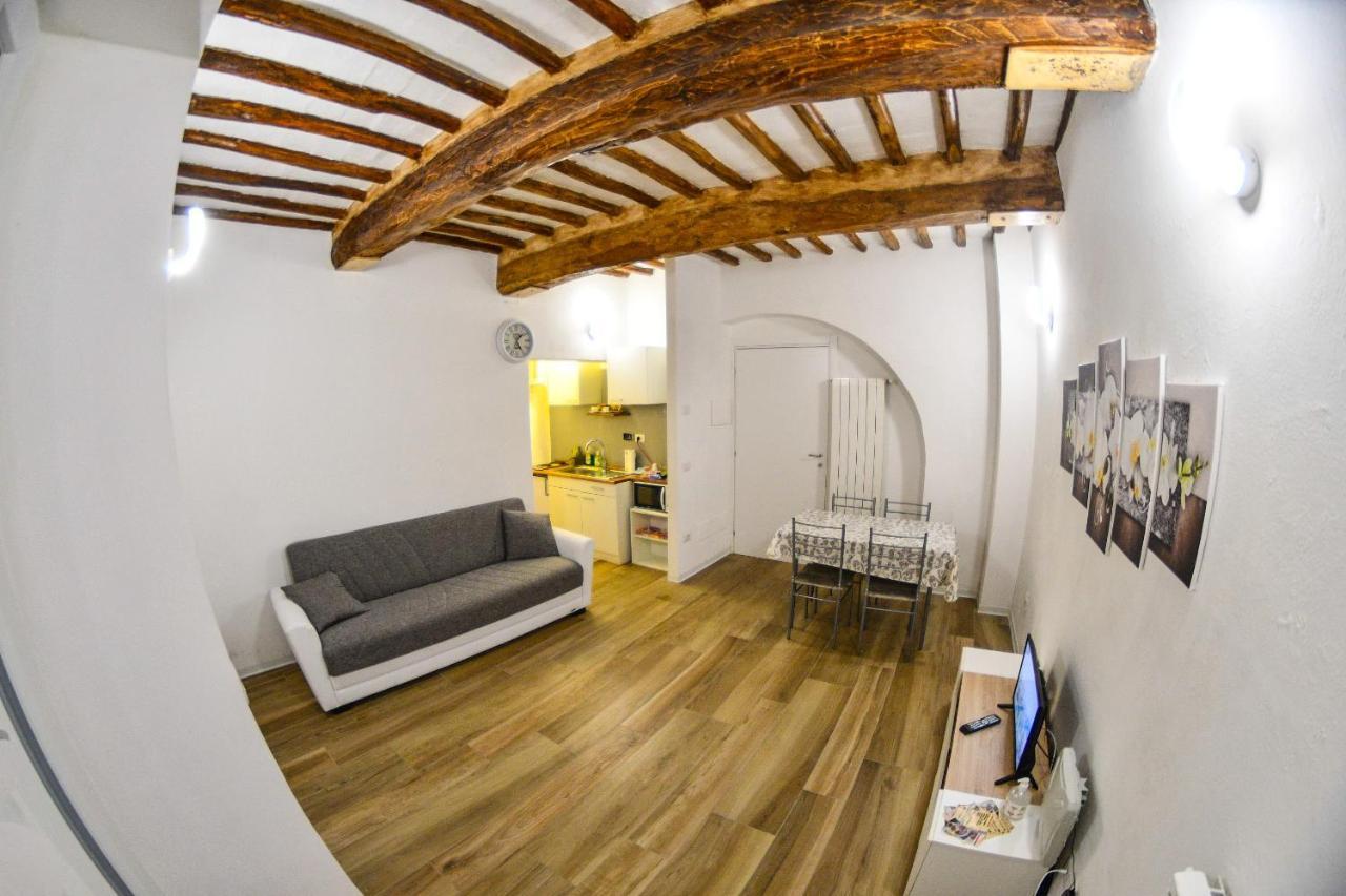 A Casa Di Silvia Apartamento Foligno Exterior foto